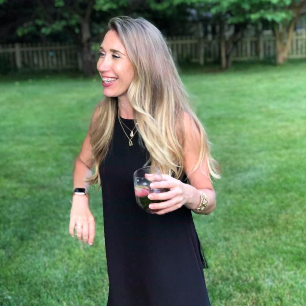 Meet your Posher, Nicole